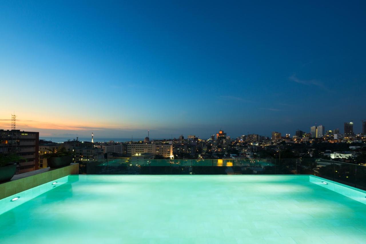 Hotel Alvalade Луанда Екстер'єр фото