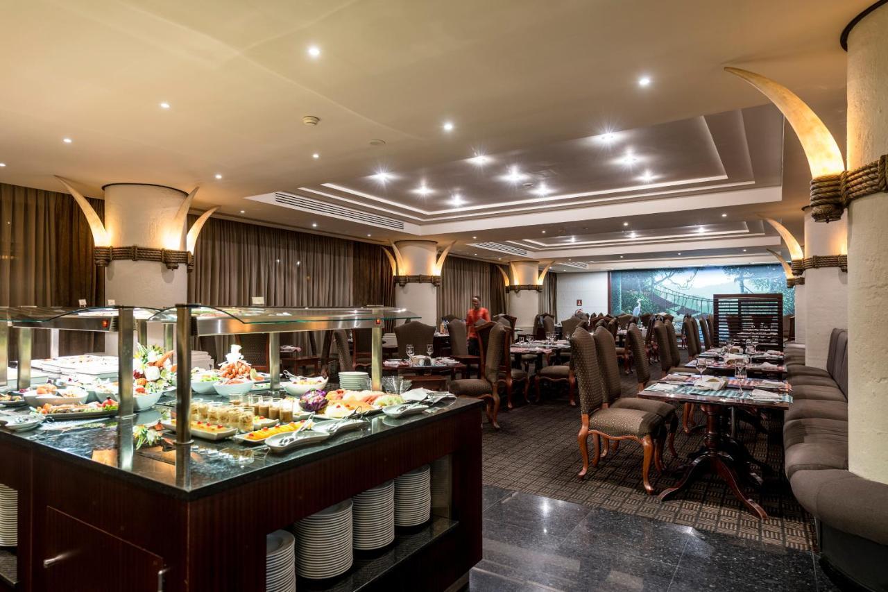 Hotel Alvalade Луанда Екстер'єр фото