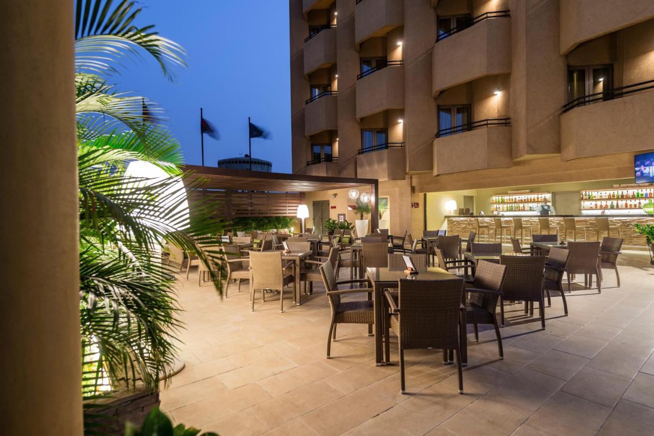 Hotel Alvalade Луанда Екстер'єр фото