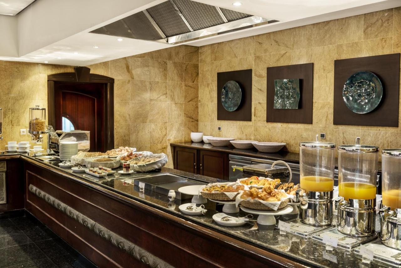Hotel Alvalade Луанда Екстер'єр фото
