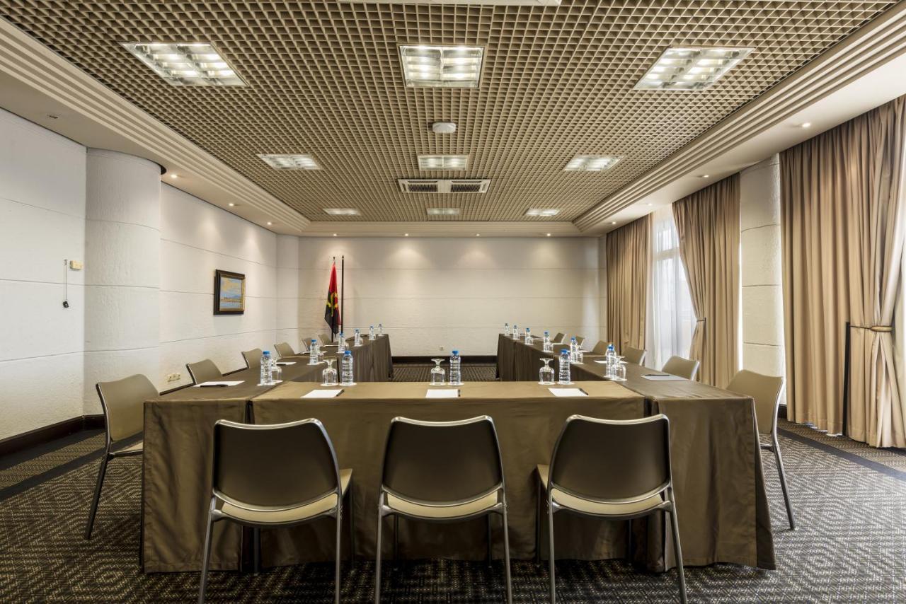 Hotel Alvalade Луанда Екстер'єр фото