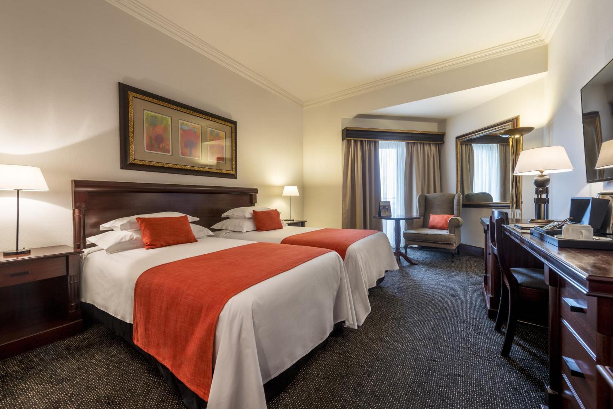 Hotel Alvalade Луанда Екстер'єр фото