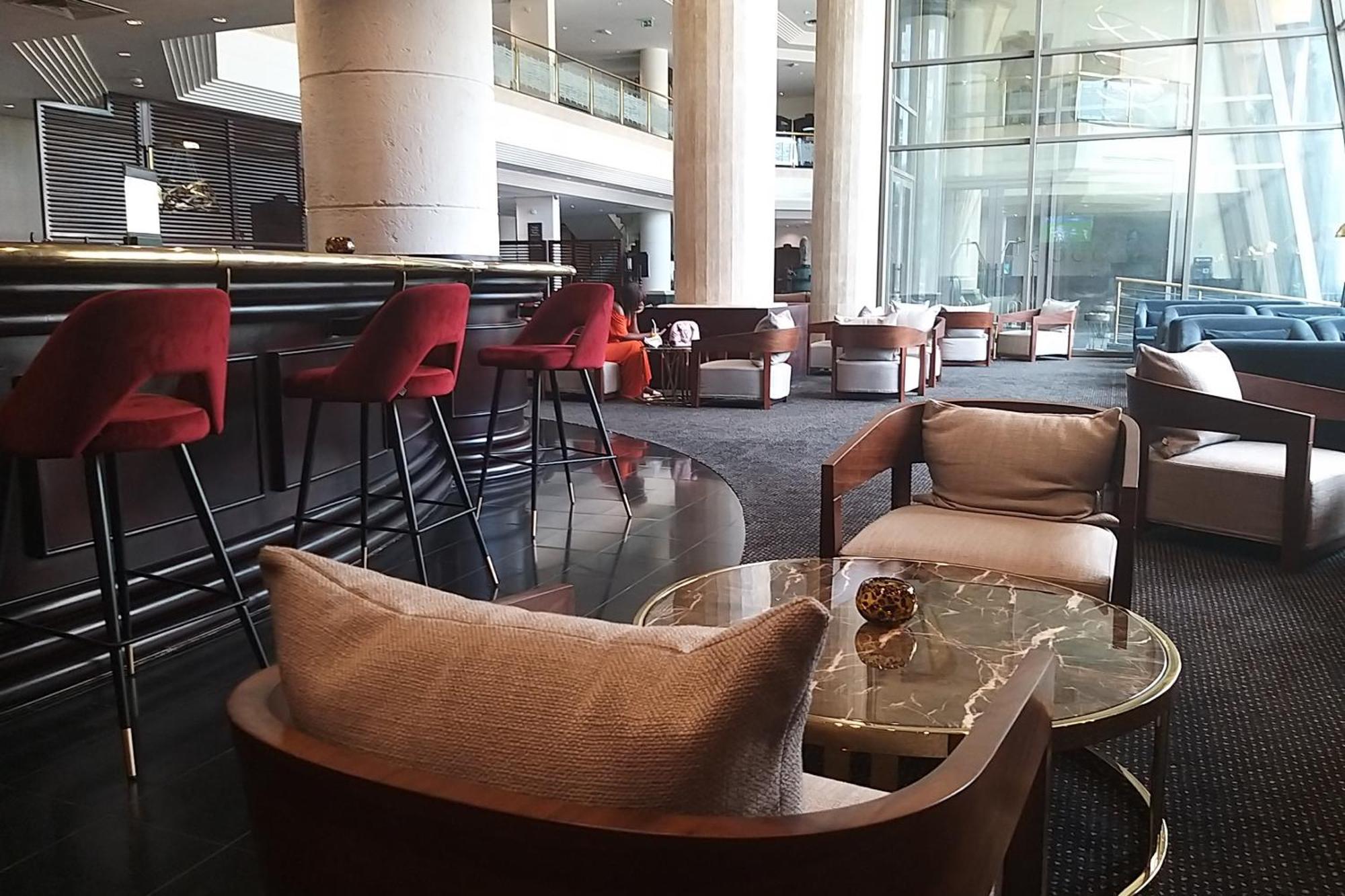 Hotel Alvalade Луанда Екстер'єр фото